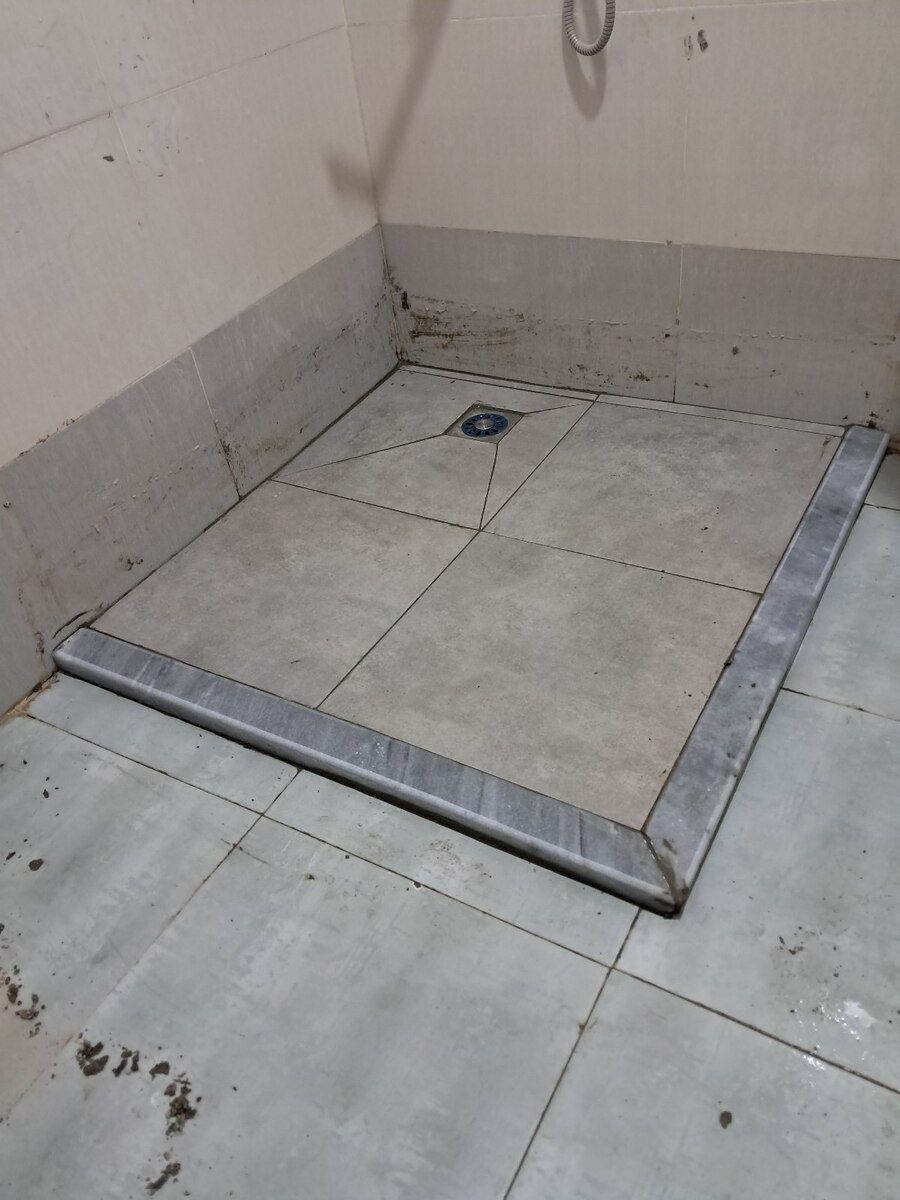 Duş kabin yerlərinin hazırlanması — Təmir və inşaat, Bakı (10)