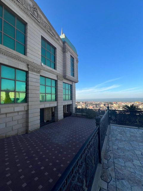 Satılır 7 otaqlı həyət evi/bağ evi 436.1 m² — 860 000 ₼ · Bakı · Ev, villa Satılır 7 otaqlı həyət evi/bağ evi 436.1 m² — Bakı