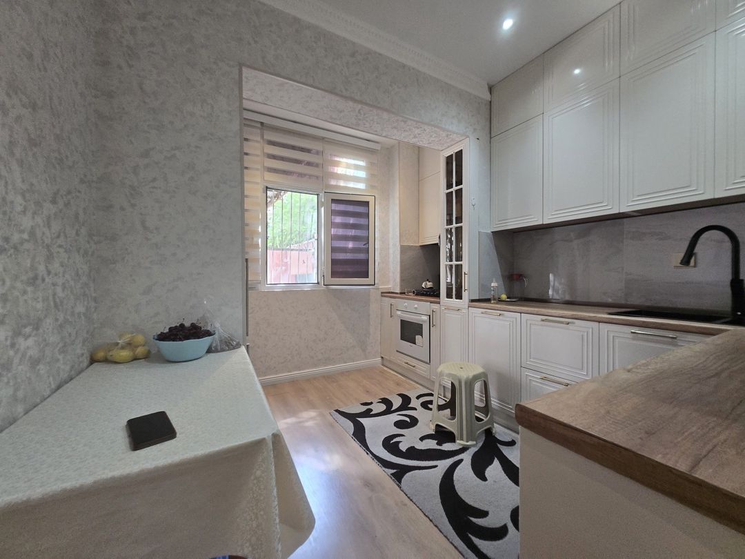 Satılır 4 otaqlı köhnə tikili 120 m² — Mənzil, Bakı (9)
