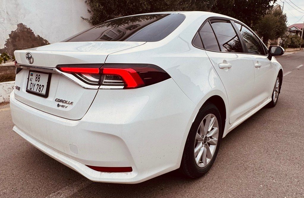 Toyota Corolla, 1.8 L, 0.85 kWh, 2025 il, 4 000 km 88-DY-787 — Avtomobillər, Bakı (3)
