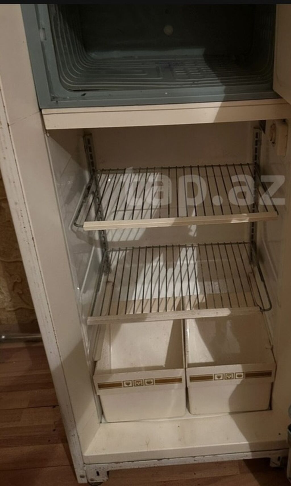 Soyuducu – tək qapılı, yuxarıda dondurucu bölmə. Xüsusiyyətlər: - Üst — Soyuducular, Bakı (2)