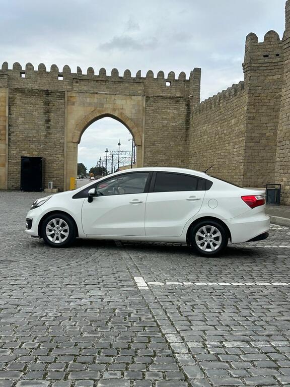 Kia Rio, 1.4 L, 2017 il, 94 300 km 88-DY-524 — Avtomobillər, Bakı (5)