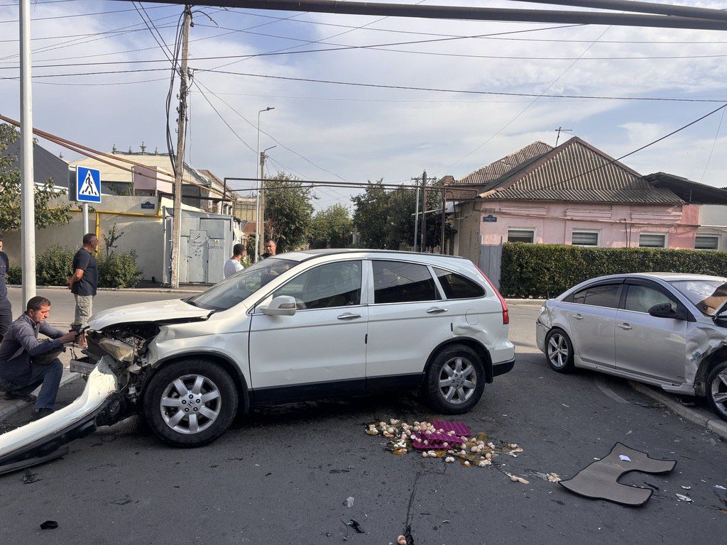 Honda CR-V, 2.4 L, 2007 il, 255 000 km — Avtomobillər, Gəncə (2)