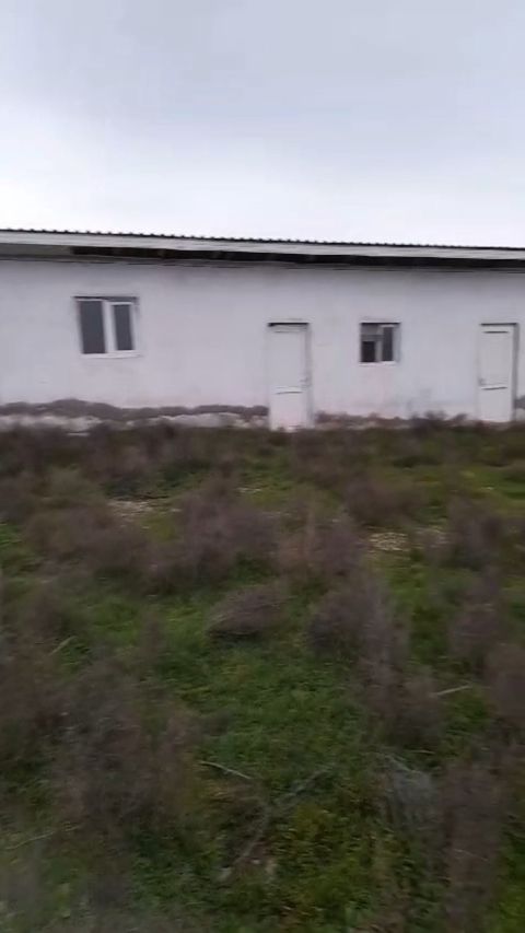 Satılır obyekt 1200 m² — Bakı