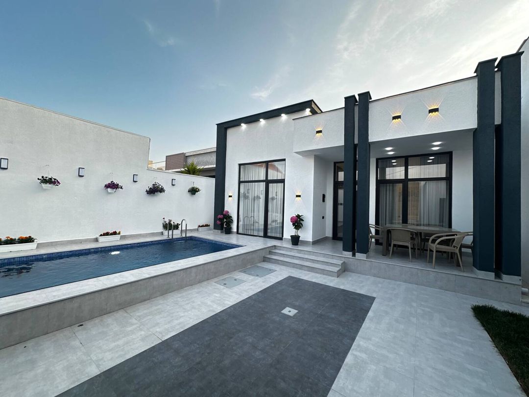 Satılır 4 otaqlı həyət evi/bağ evi 100 m² — Ev, villa, Bakı