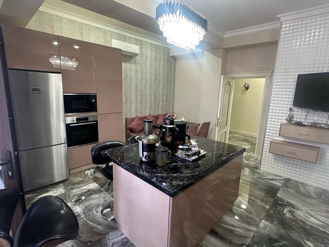 Satılır 5 otaqlı yeni tikili 220 m² — Mənzil, Bakı (6)