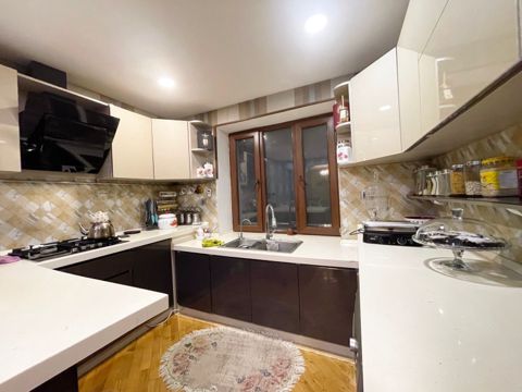 Satılır 4 otaqlı köhnə tikili 86 m² — 165 000 ₼ · Bakı · Mənzil Satılır 4 otaqlı köhnə tikili 86 m² — Bakı