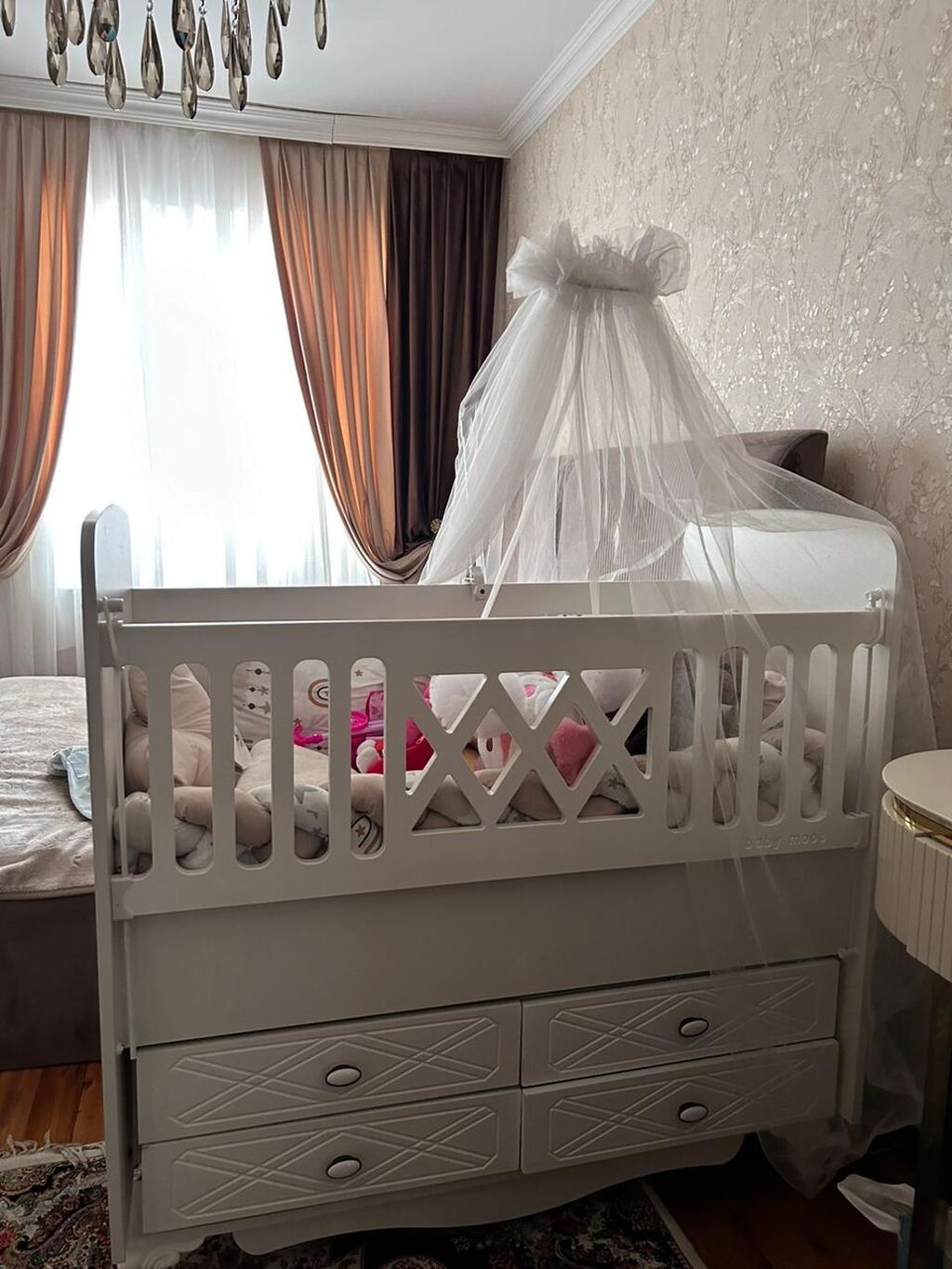 Oğlan və qız üçün, İşlənmiş, Dördbucaq, Beşik, Dəstsiz, Matras ilə, Yellənmə mexanizmi ilə — Bəşikləri, Bakı