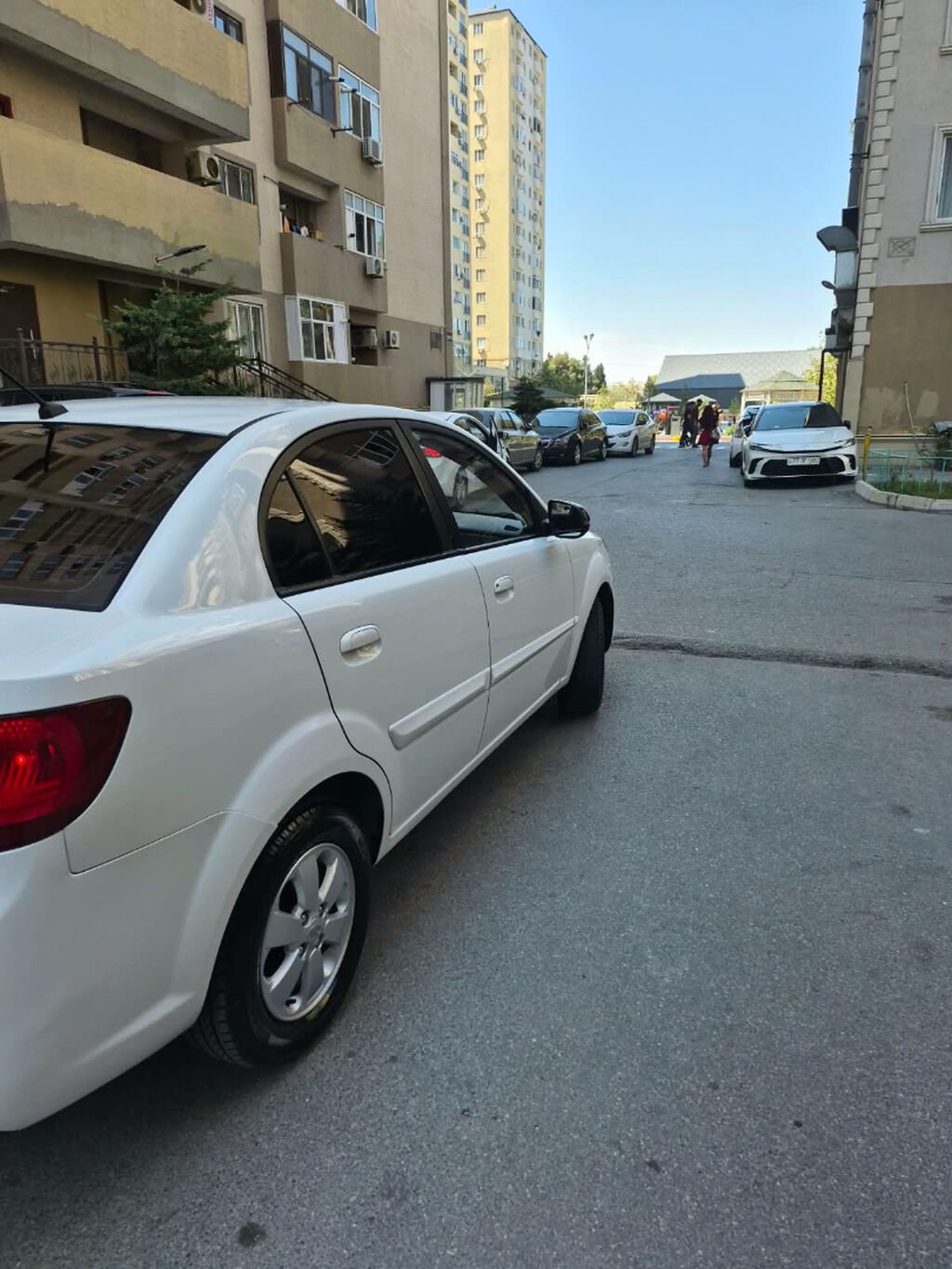 Kia Rio: 1.6 l 2011 il Sedan — Avtomobillər, Xırdalan (6)