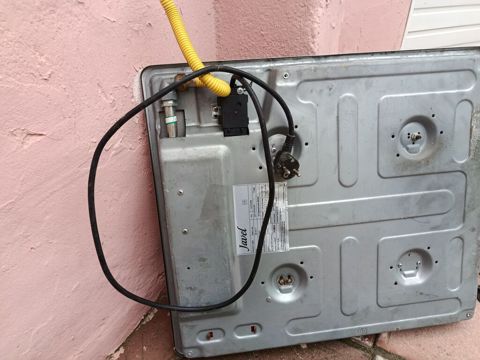 Quraşdırılan qaz plitəsi – 4 ocaqlı - Panel tipi: quraşdırılan — Saray