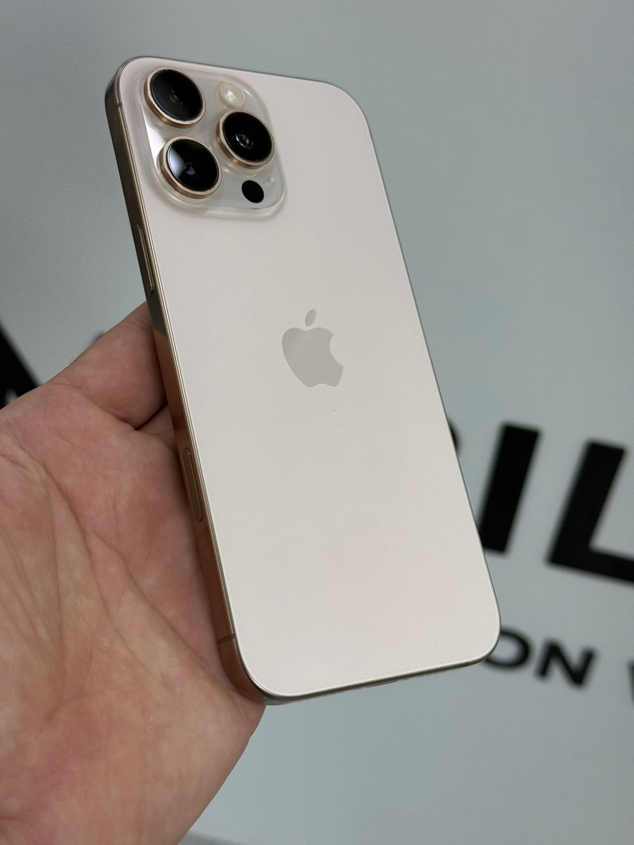 Apple iPhone 16 Pro Max Desert Titanium 256GB/8GB — Smartfonlar, Bakı (3)