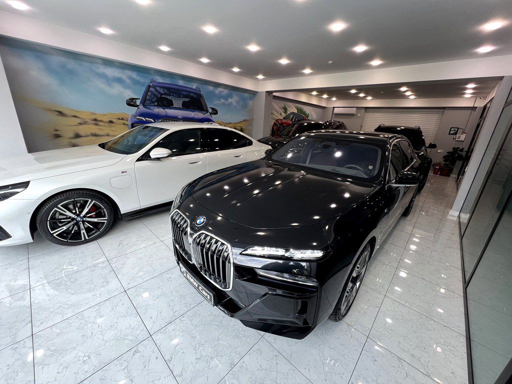 BMW 740, 3.0 L, 2023 il, 34 000 km — Avtomobillər, Bakı (4)