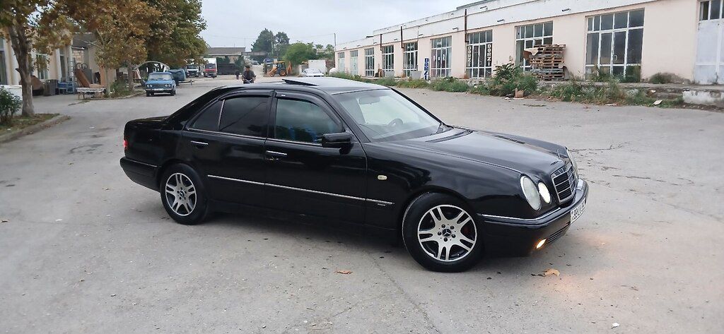 Mercedes E 230, 2.3 L, 1997 il, 620 200 km — Avtomobillər, Xudat (2)