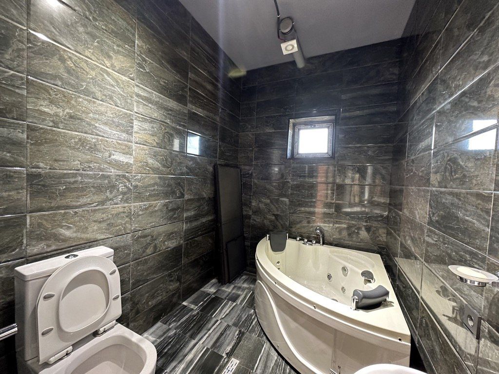 İcarəyə verilir 5 otaqlı həyət evi/bağ evi 200 m² — Ev, villa, Bakı (11)