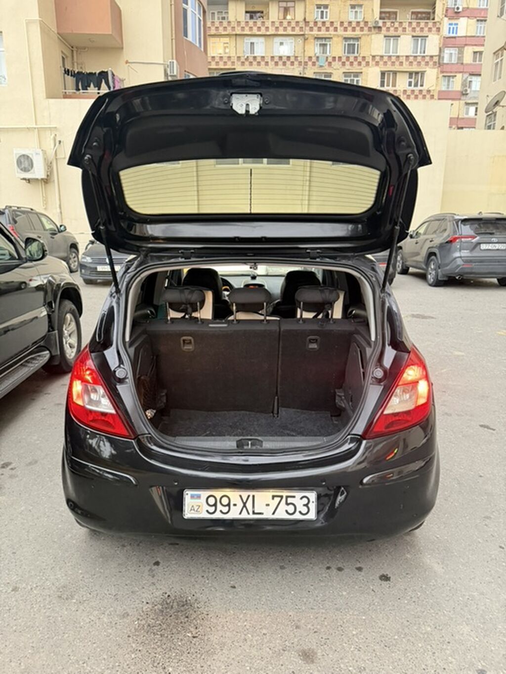 Opel Corsa D, hetçbek kuzov, 5 qapı, qara rəng. Əsas xüsusiyyətlər 99-XL-753 — Avtomobillər, Masazır (3)
