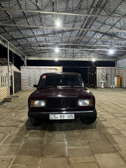 Lada (VAZ) 2107, 1.6 L, 2004 il, 36 000 km — Salyan