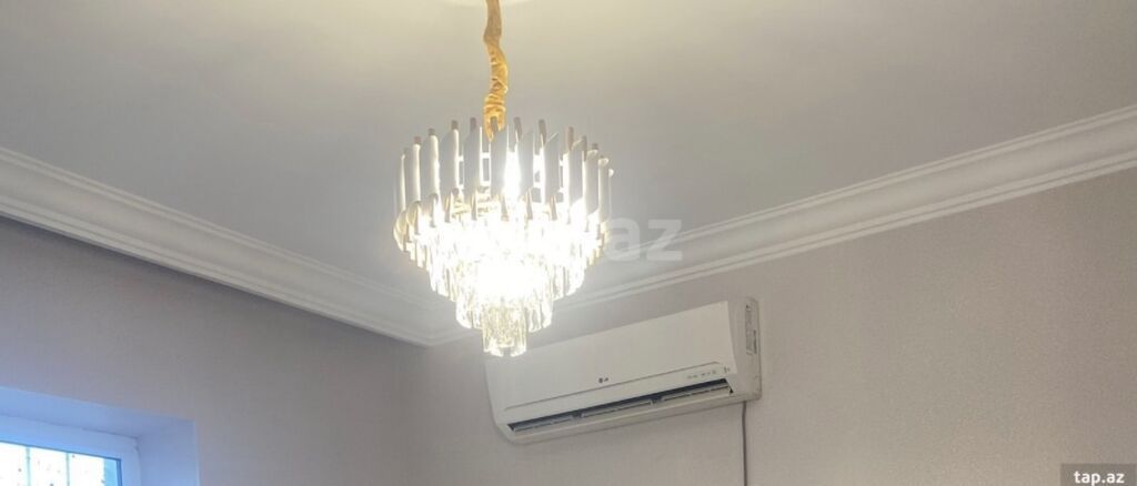 LG split kondisioner – divardan asılan, inverter tipli. Ağ korpus, LCD — Kondisioner və split-sistemlər, Bakı