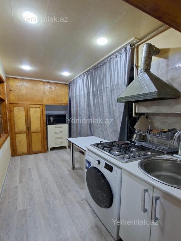 Kirayə 3 otaqlı Bina evi menzil (Köhnə tikili), 50 m², 8-ci mikrorayon — Mənzil, Sumqayıt (8)