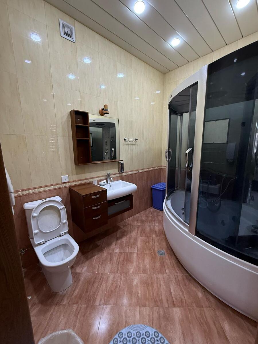 Satılır 3 otaqlı yeni tikili 150 m² — Mənzil, Bakı (12)