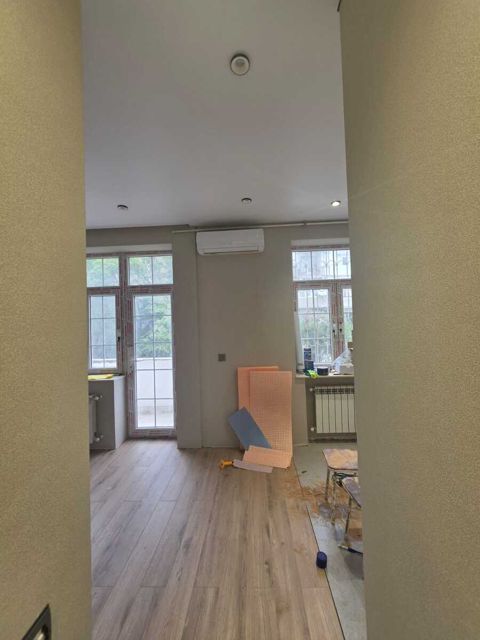 İcarəyə verilir 2 otaqlı köhnə tikili 48 m² — 700 ₼ · Bakı · Mənzil İcarəyə verilir 2 otaqlı köhnə tikili 48 m² — Bakı