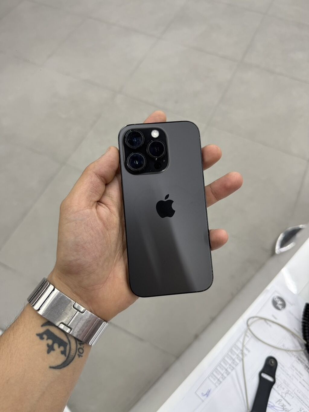 IPhone 14 Pro, 128 GB, Black Titanium, Face ID — Apple iPhone, Digah (6)