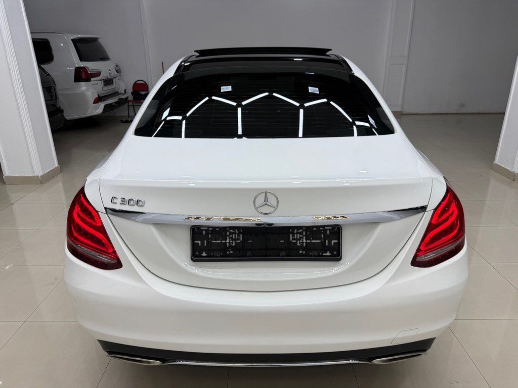 Mercedes C 300, 2.0 L, 2016 il, 142 000 km — Avtomobillər, Bakı (4)