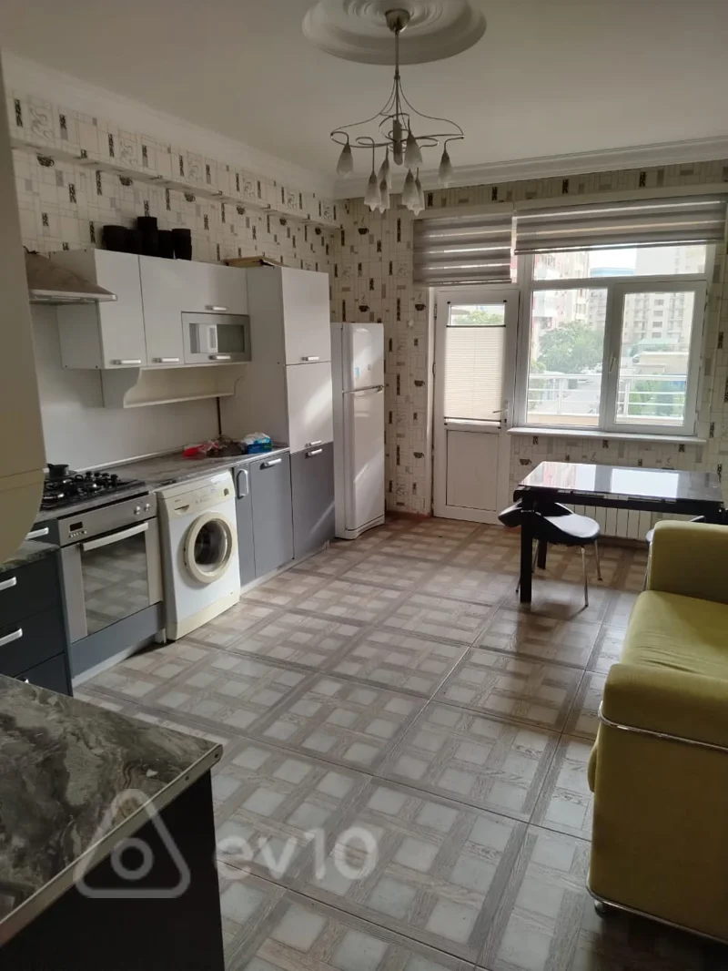 5 otaqlı mənzil, 185 m², Nəcəfqulu Rəfiyev küçəsi — kirayə — Mənzil, Bakı (11)