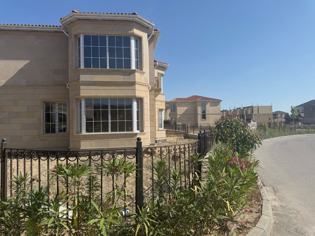 Satılır 5 otaqlı həyət evi/bağ evi 290 m² — Ev, villa, Bakı (2)