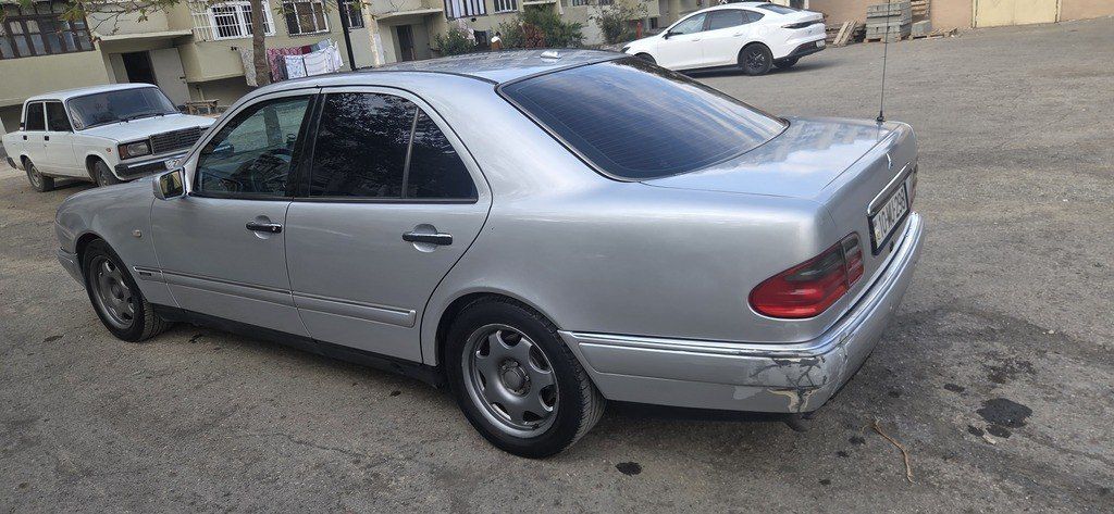 Mercedes E 240, 2.4 L, 1999 il, 444 579 km 10-MU-298 — Avtomobillər, Gəncə (7)