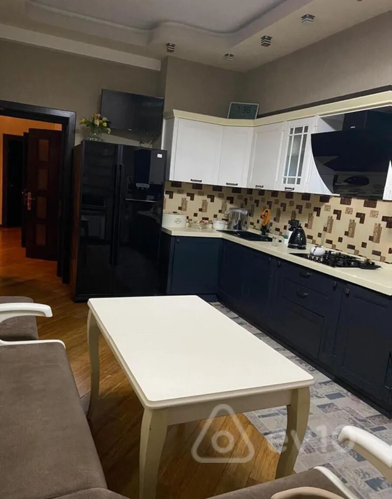 3 otaqlı mənzil, 155 m², Qələbə dairəsinin yaxınlığı — Mənzil, Bakı (7)