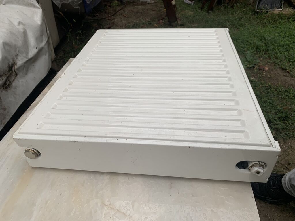 Panel radiator (su ilə işləyən, mərkəzi/individual istilik sistemləri — Radiatorlar, Bakı (3)