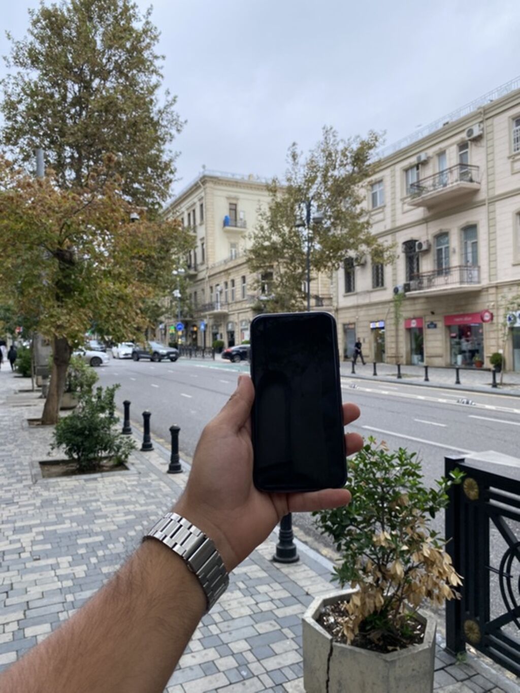 IPhone 11, Qara — Apple iPhone, Bakı (3)