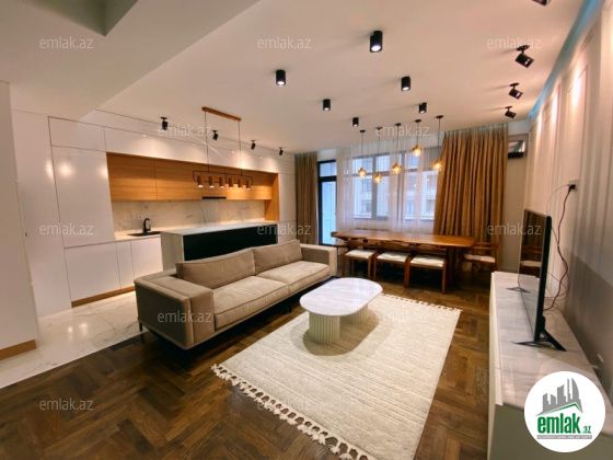 Satılır 3 otaqlı 120 m² yeni tikili Şərq Bazarı — Mənzil