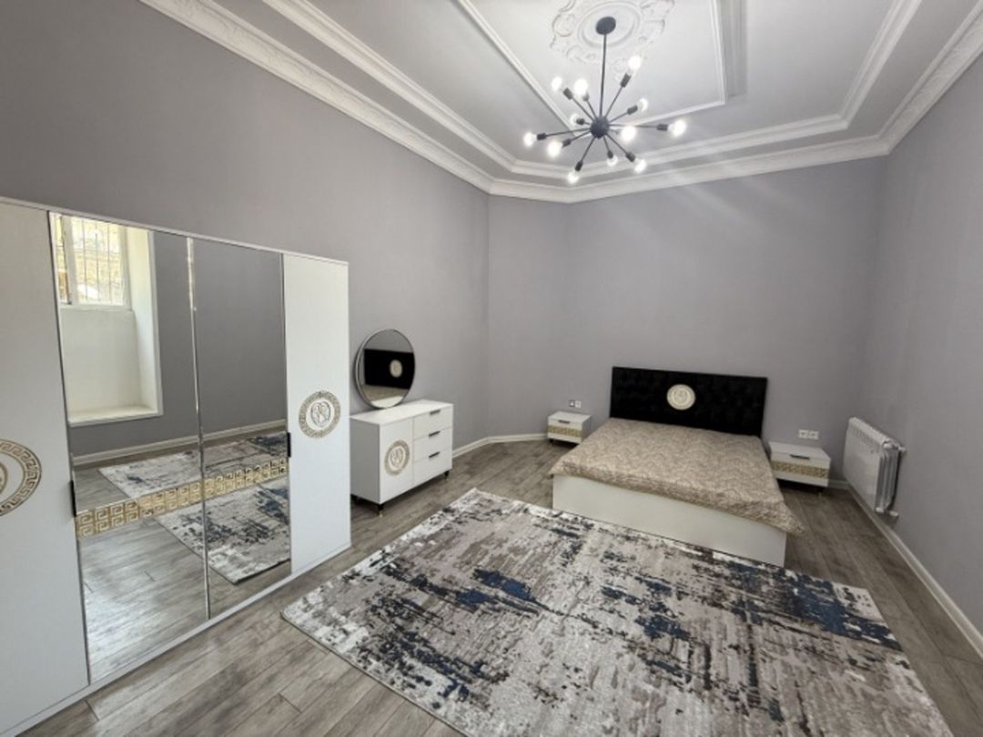 Satılır 4 otaqlı köhnə tikili 125 m² — Mənzil, Bakı (5)