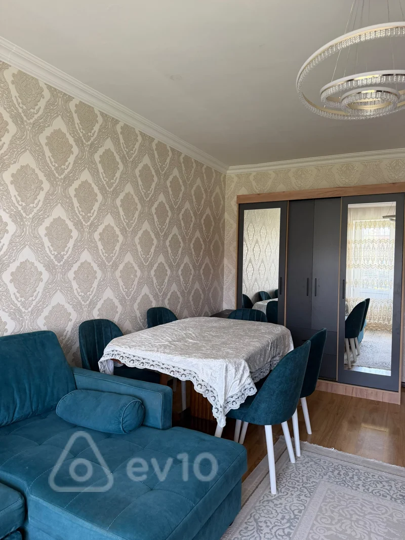 3 otaqlı mənzil, 80 m², Rustem Rustemov kucesi — Bakı