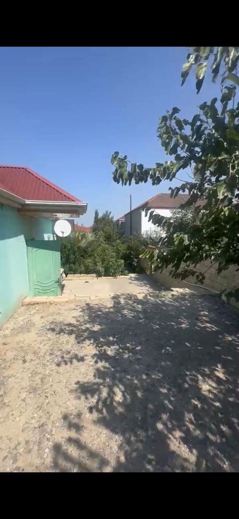 Masazırda 3 sotda paket kupça 6 nömrəli məktəbin yanı masazı — Bakı