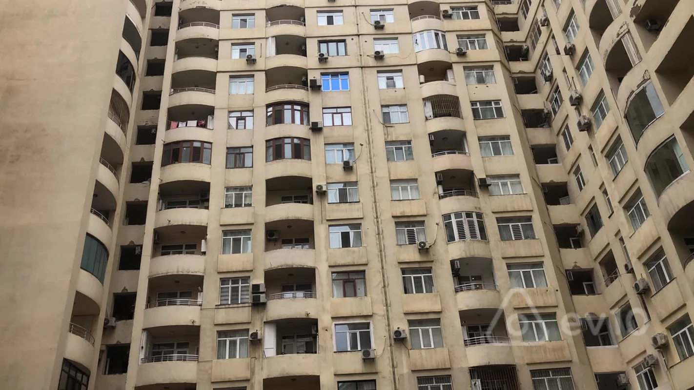 Obyekt, 160 m², Təbriz küçəsi — kirayə — 2 200 ₼ · Bakı · Əmlak Obyekt, 160 m², Təbriz küçəsi — kirayə — Bakı