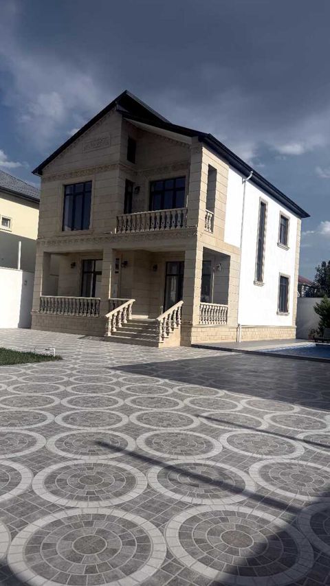 Satılır 5 otaqlı həyət evi/bağ evi 280 m² — 425 000 ₼ · Bakı · Ev, villa Satılır 5 otaqlı həyət evi/bağ evi 280 m² — Bakı