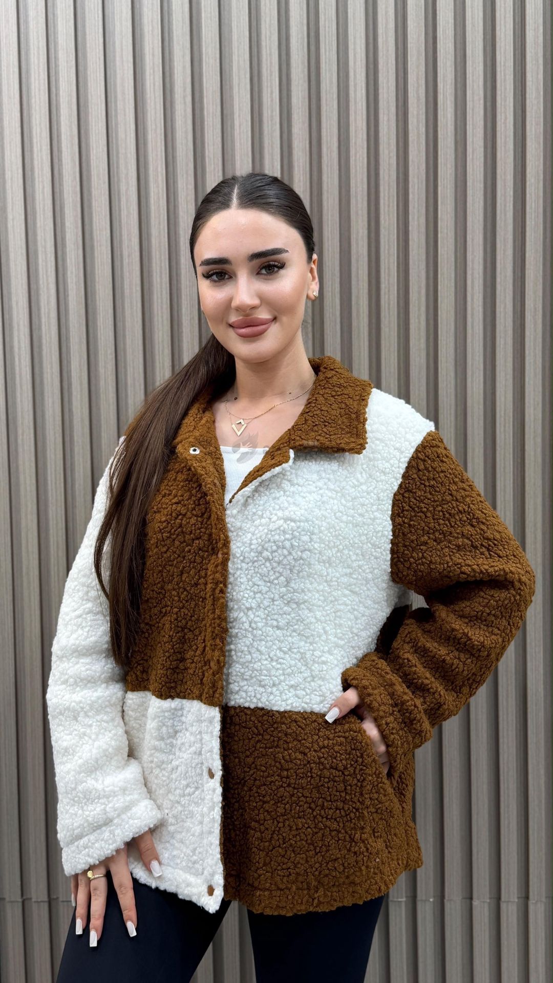 Yeni gelen tedi — Qadın paltarı, Bakı