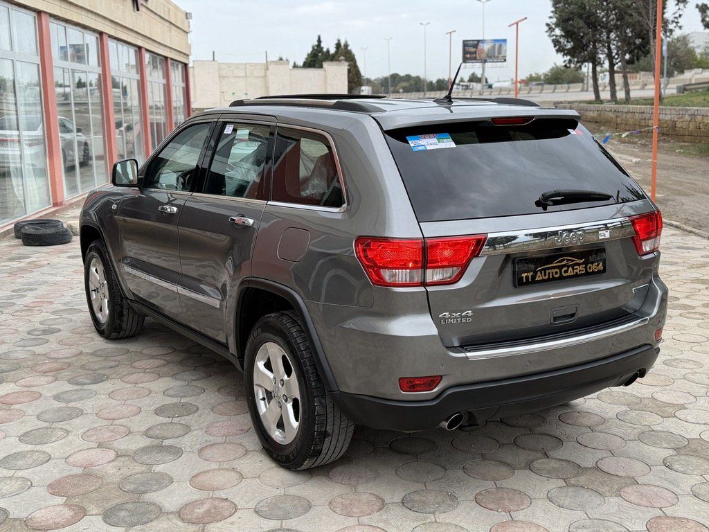 Jeep Grand Cherokee, 3.0 L, 2012 il, 157 487 km — Avtomobillər, Sumqayıt (9)