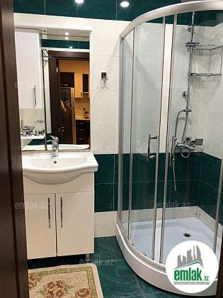 Satılır 3 otaqlı 80 m² köhnə tikili İnşaatçılar m — Mənzil (8)