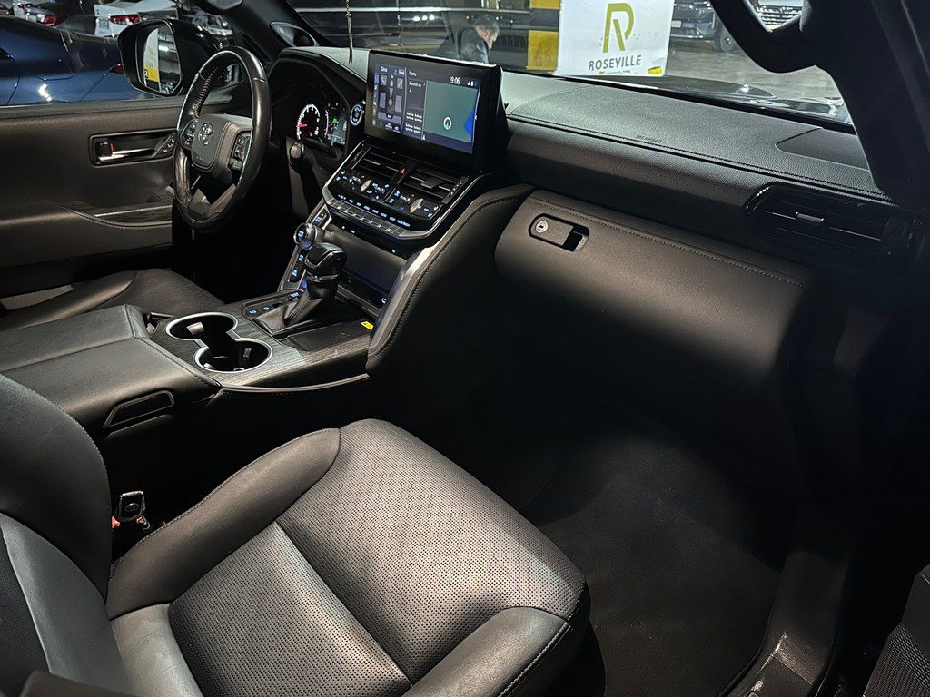 Toyota Land Cruiser, 3.5 L, 2021 il, 124 000 km — Avtomobillər, Bakı (12)