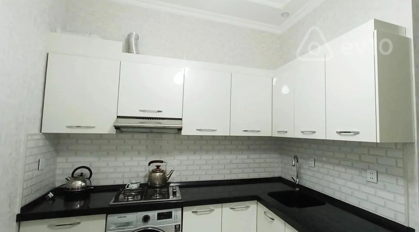 2 otaqlı mənzil, 50 m², Şövkət Ələkbərova küçəsi — kirayə — Mənzil, Bakı (6)