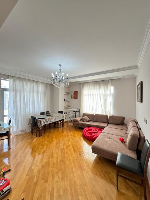 Satılır 3 otaqlı yeni tikili 90 m² — Bakı
