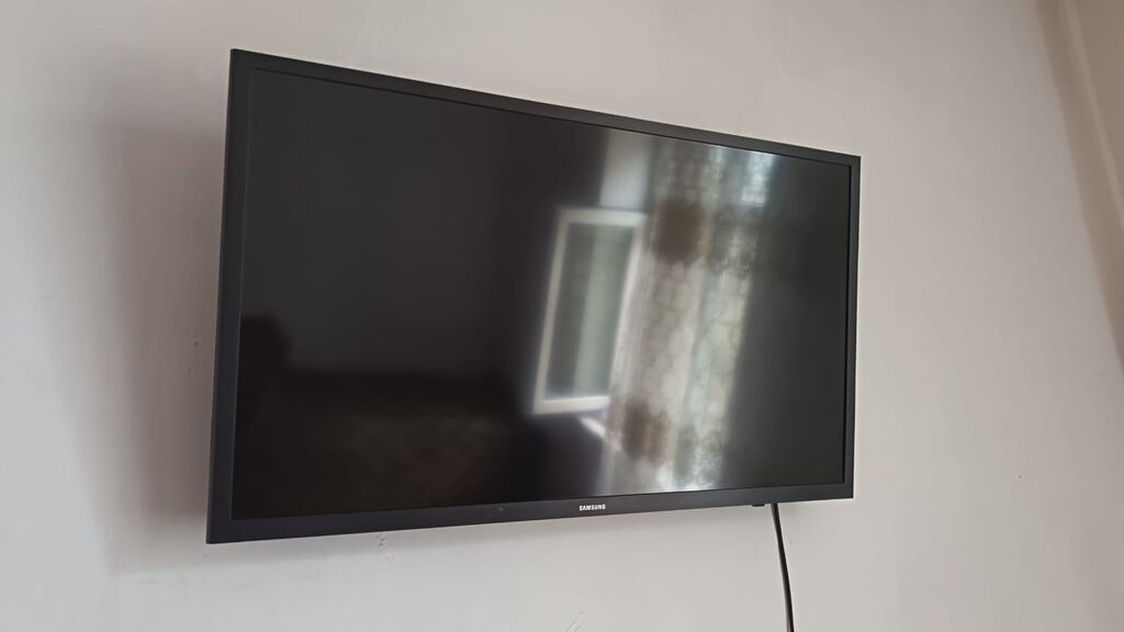 İşlənmiş Televizor Samsung LED ekran 32" HD (1366x768), Ünvandan götürmə — Televizorlar, Digah