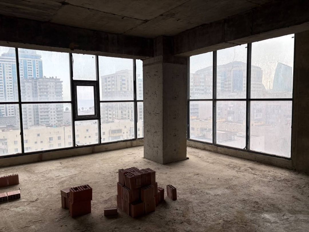 Satılır 4 otaqlı yeni tikili 202 m² — Mənzil, Bakı (3)