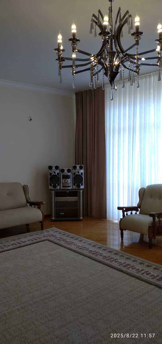 İcarəyə verilir 4 otaqlı yeni tikili 225 m² — Mənzil, Bakı