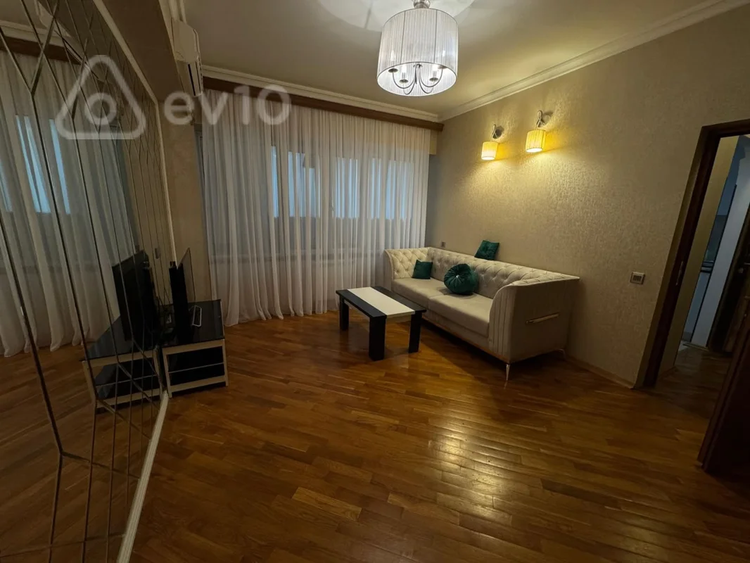2 otaqlı mənzil, 70 m², İbrahim Məmmədov — kirayə — 900 ₼ · Bakı · Mənzil 2 otaqlı mənzil, 70 m², İbrahim Məmmədov — kirayə — Bakı