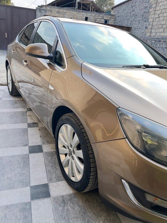 Opel Astra, 1.4 L, 2013 il, 174 000 km — Avtomobillər, Gəncə (4)