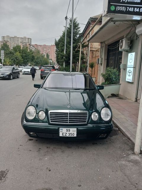 Mercedes E 280, 2.8 L, 1998 il, 286 000 km — 12 600 ₼ · Bakı · Avtomobillər Mercedes E 280, 2.8 L, 1998 il, 286 000 km — Bakı